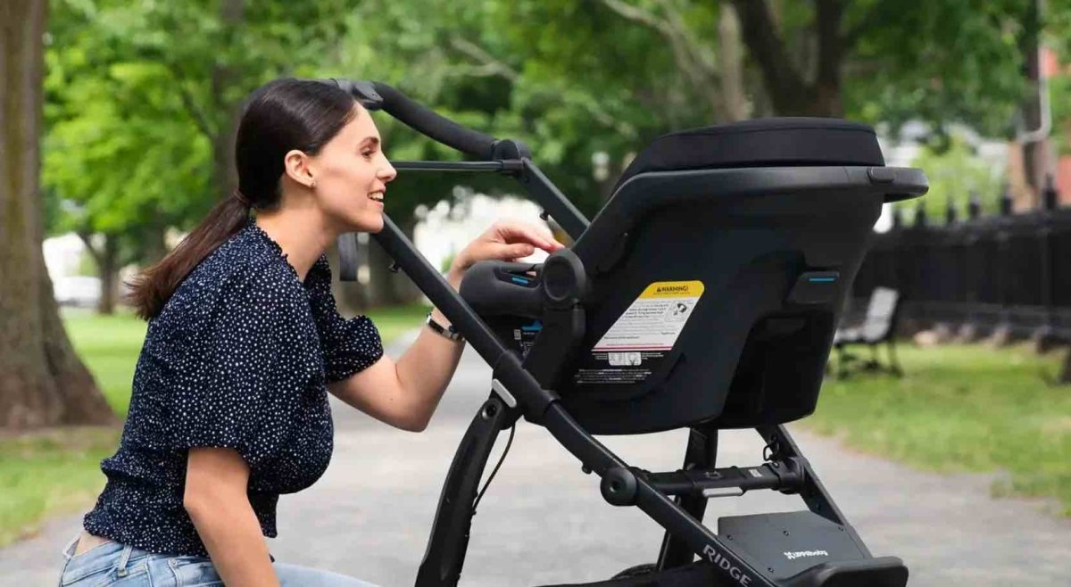 britax car seat 9 months to 4 years Willow S Infant With Alpine Base — Glacier Onyx Osprey - Daylite Waist girl nursery This car seat accommodates Combo Sale Style:ebike+rack