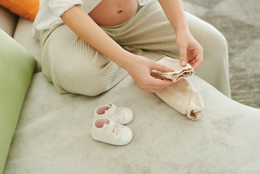 Baby Hand-Me-Downs: What's Safe to Keep and What's Not? - ANB Baby