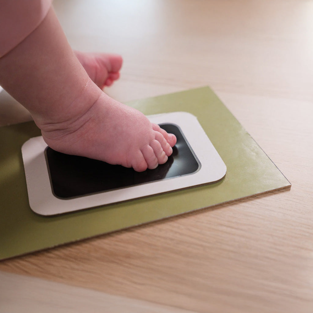 Petit Artichaut My First Year Milestone Frame_2 - ANB Baby