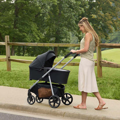Britax Zinnia Bassinet for Brook, Brook + & Grove Strollers-Onyx Glacier_2 - ANB Baby