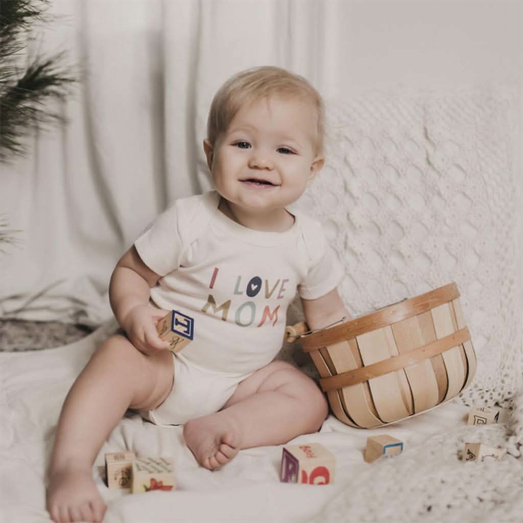 Finn and Emma Short Sleeve Graphic Bodysuit-Love Mom_2 - ANB Baby