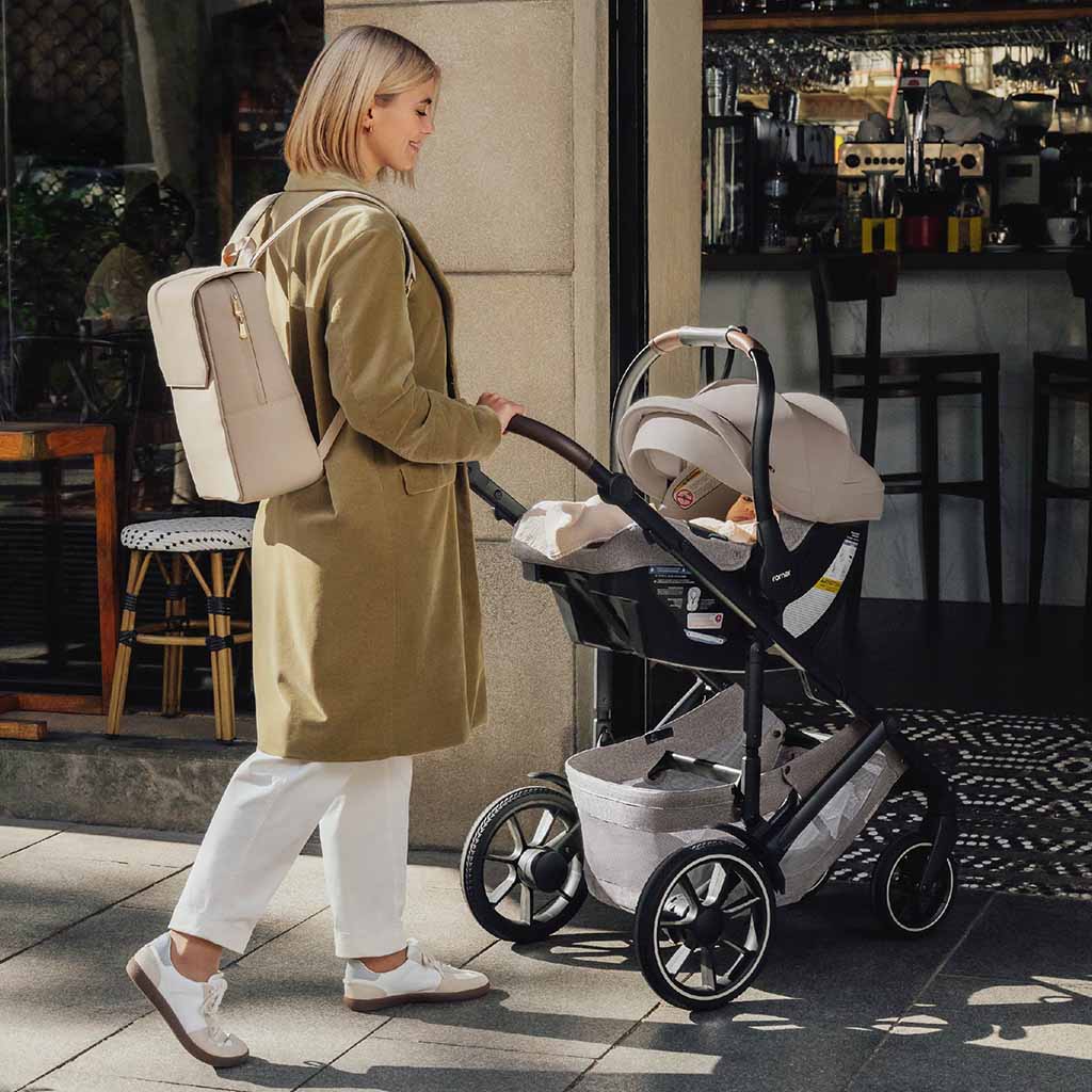 Romer Juni Infant Car Seat with Versa Base_13 - ANB Baby