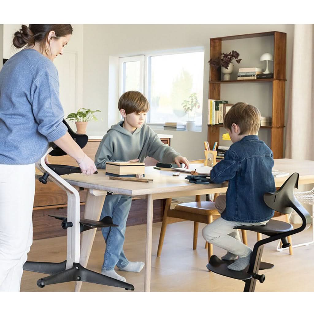nomi vs stokke Stokke Nomi Chair
