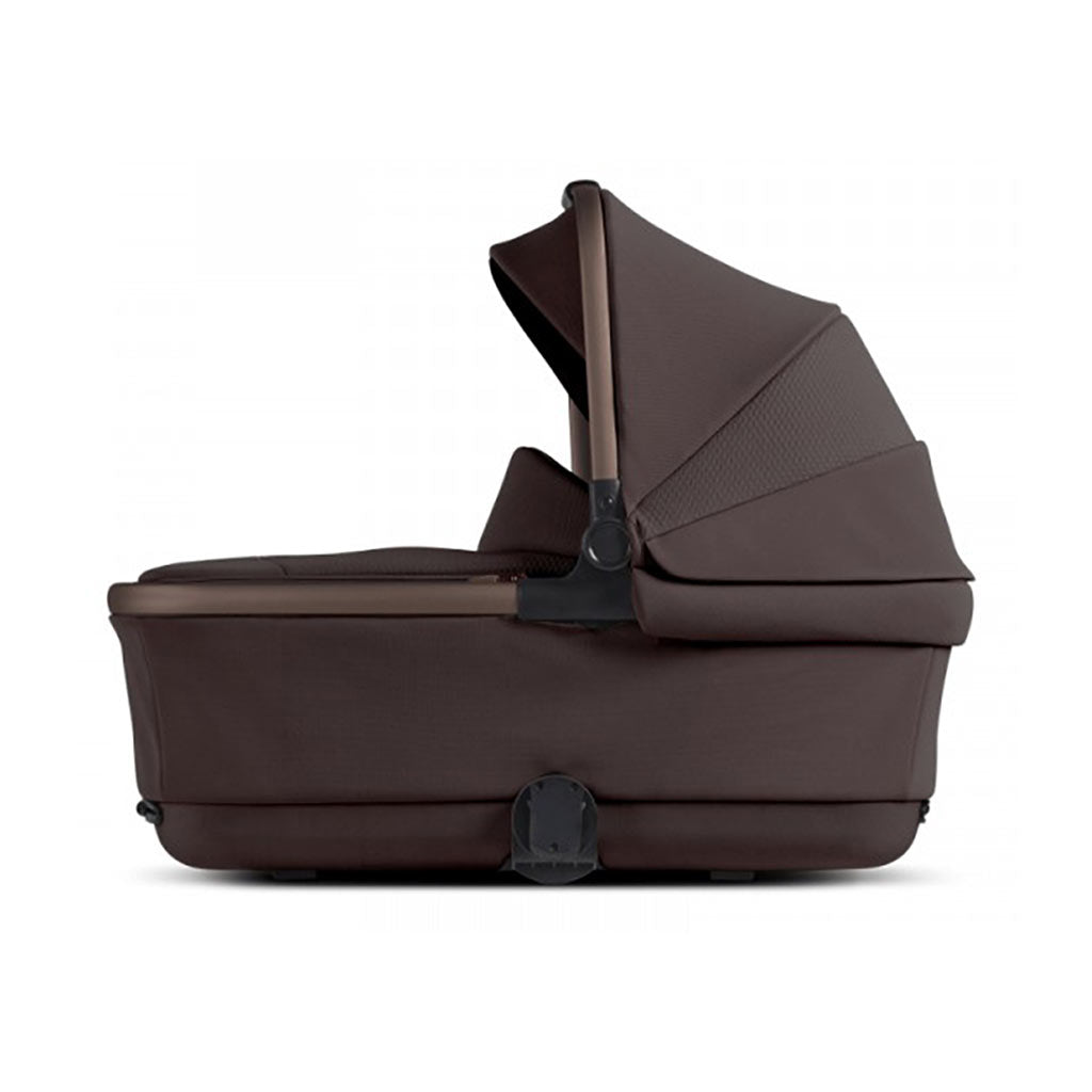 Silver-Cross-Reef-Folding-Bassinet-Ganache - ANB Baby