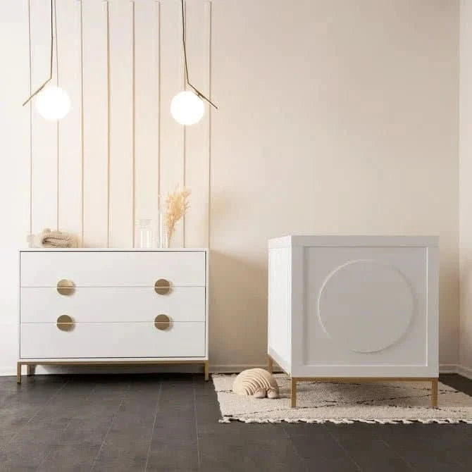 DaDaDa Chicago 3-in-1 Crib, White / Gold - ANB Baby -1022009051134$500 - $1000