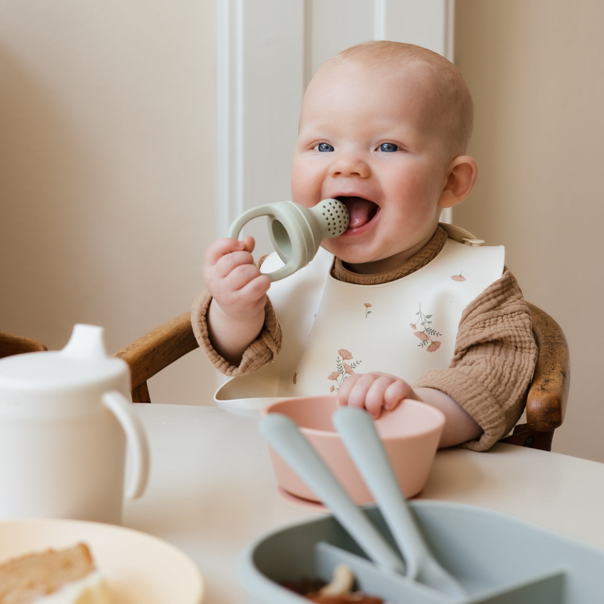 mushie Silicone Baby Feeding Spoons